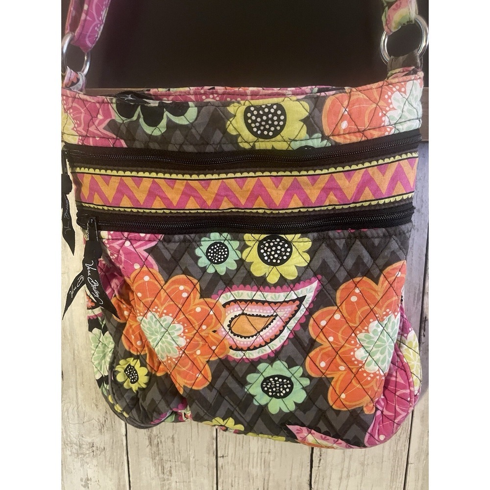 Vera Bradley Flower Shower Hipster Crossbody Bag Purse great shape - Picture 2 of 9